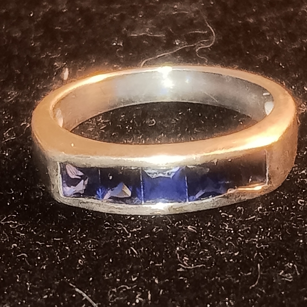 Vintage sterling and sapphire ring